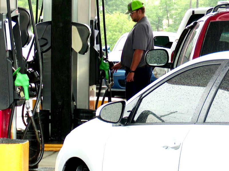 Decrease of 1.7 cents per gallon in Iowa